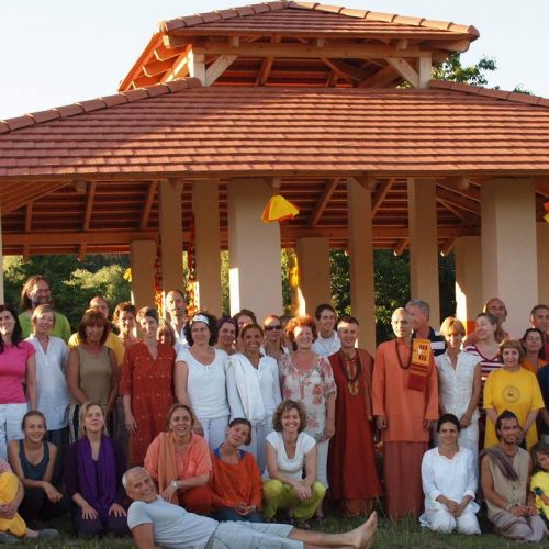 about-satyananda-yoga-academy-europe